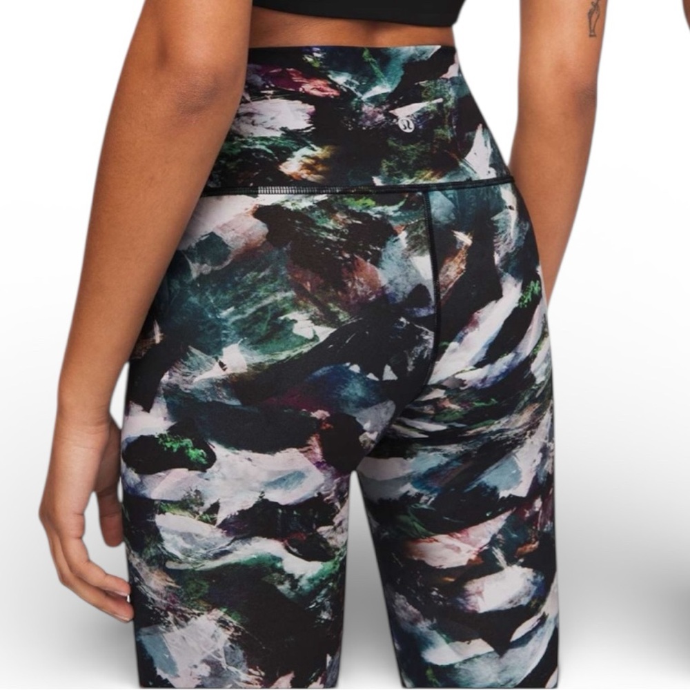 LULULEMON Wunder Under High-Rise Tight 25" in Glacier Camo Starlight Multi (8)